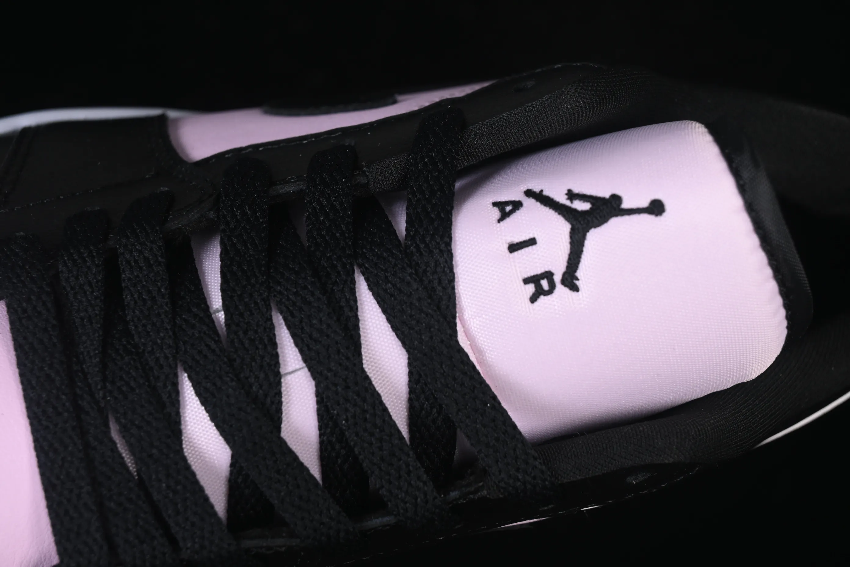 All categories Air Jordan Jordan series basketball shoes Air Jordan 1 Low Air Jordan 1 Low AJ1 Joe 1 black powder low-top cultural casual sneakers IO3394-663